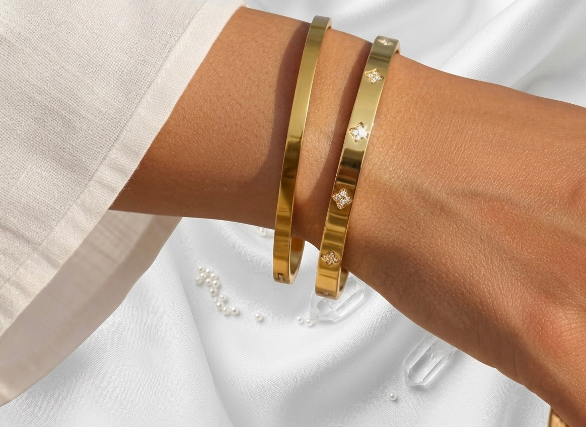 2pcs 18K Gold Plated 304 Stainless Steel Crystal Clover Bracelet Set