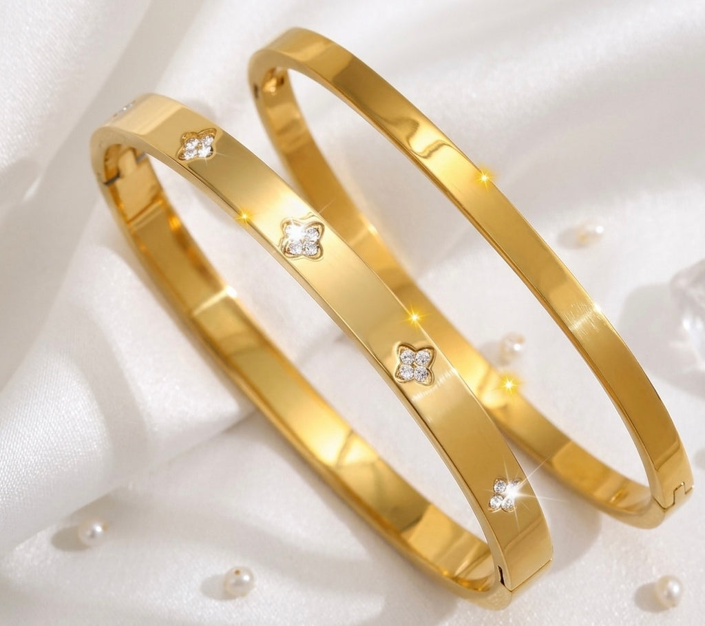 2pcs 18K Gold Plated 304 Stainless Steel Crystal Clover Bracelet Set
