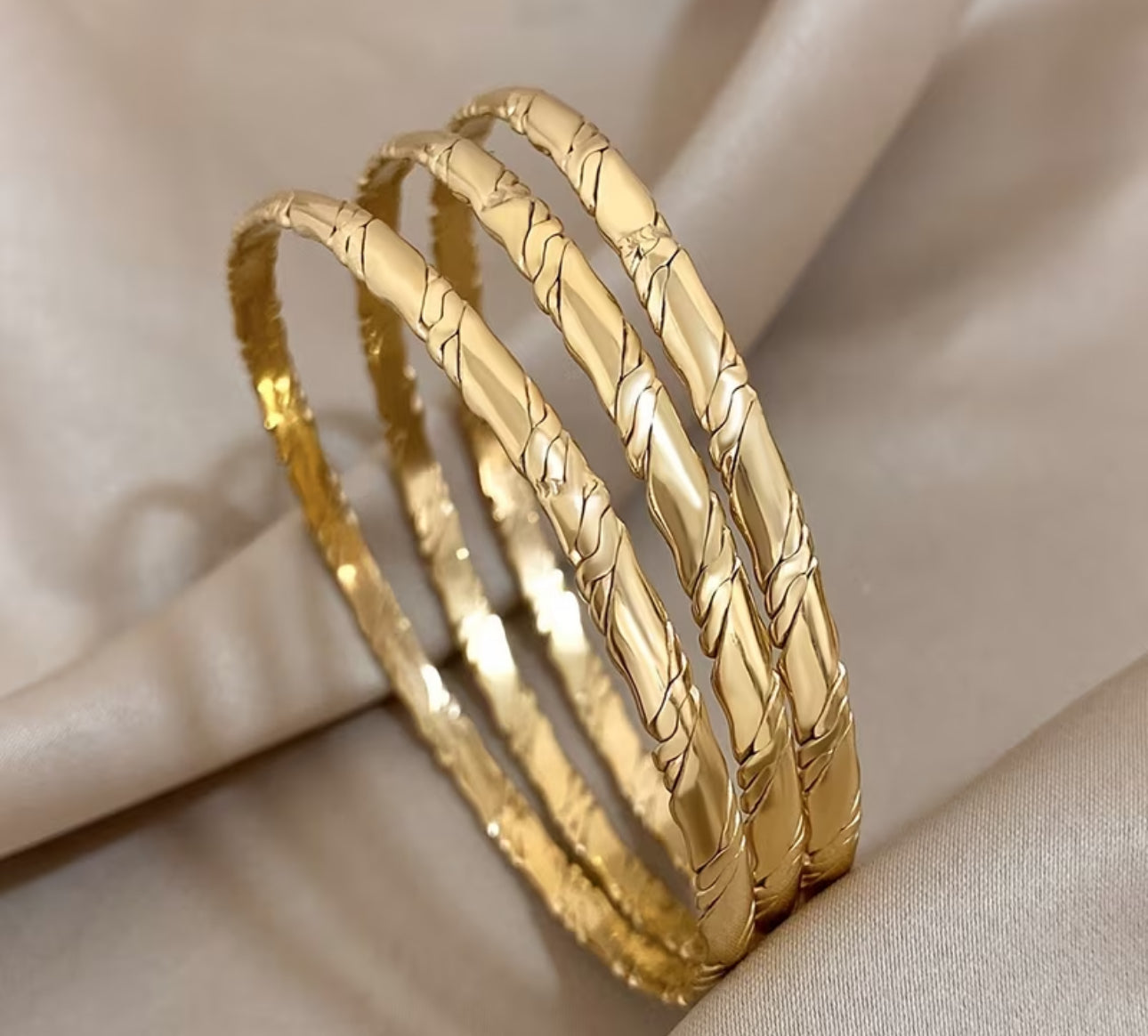 Gold Textured Bangle Bracelet Set